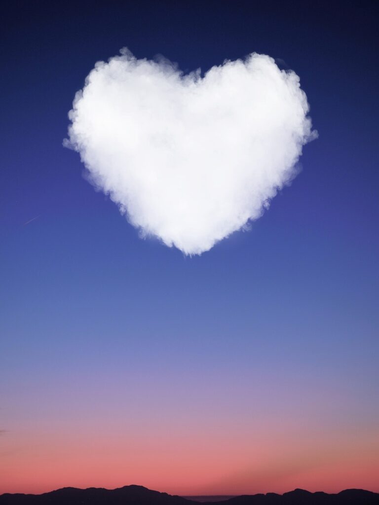 heart, cloud, heaven-4528490.jpg